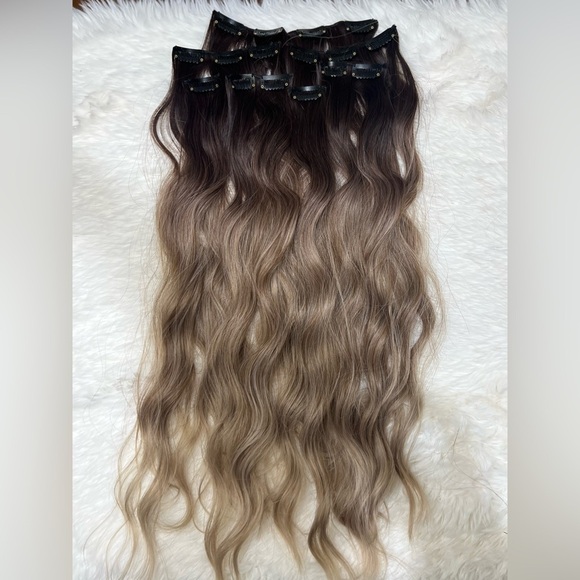 24 In Ombre Hair Style Clip in Hair Extensions dark Roots  Blonde - Human blend - Picture 8 of 12